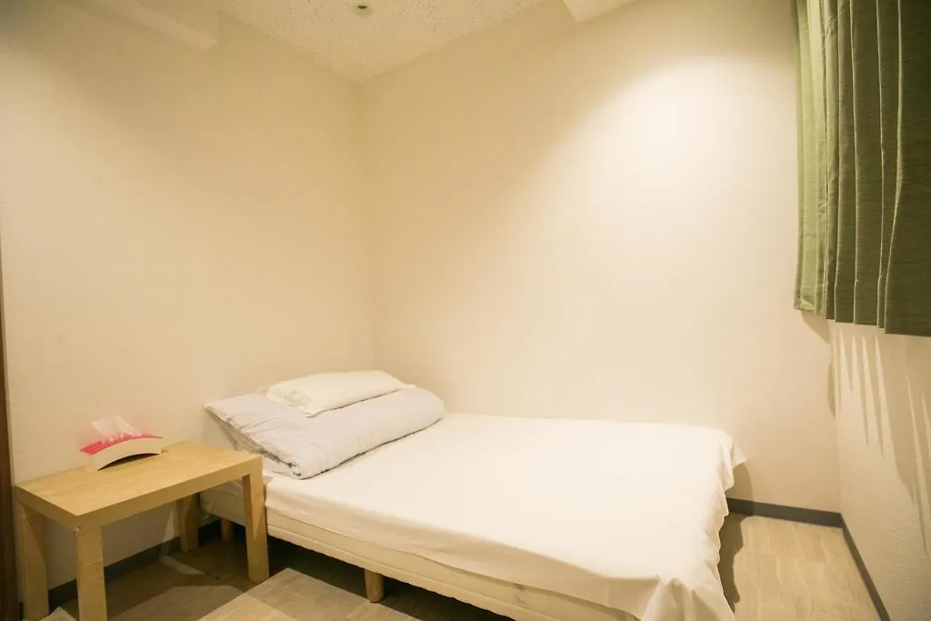 123 Guesthouse Osaka Guest house